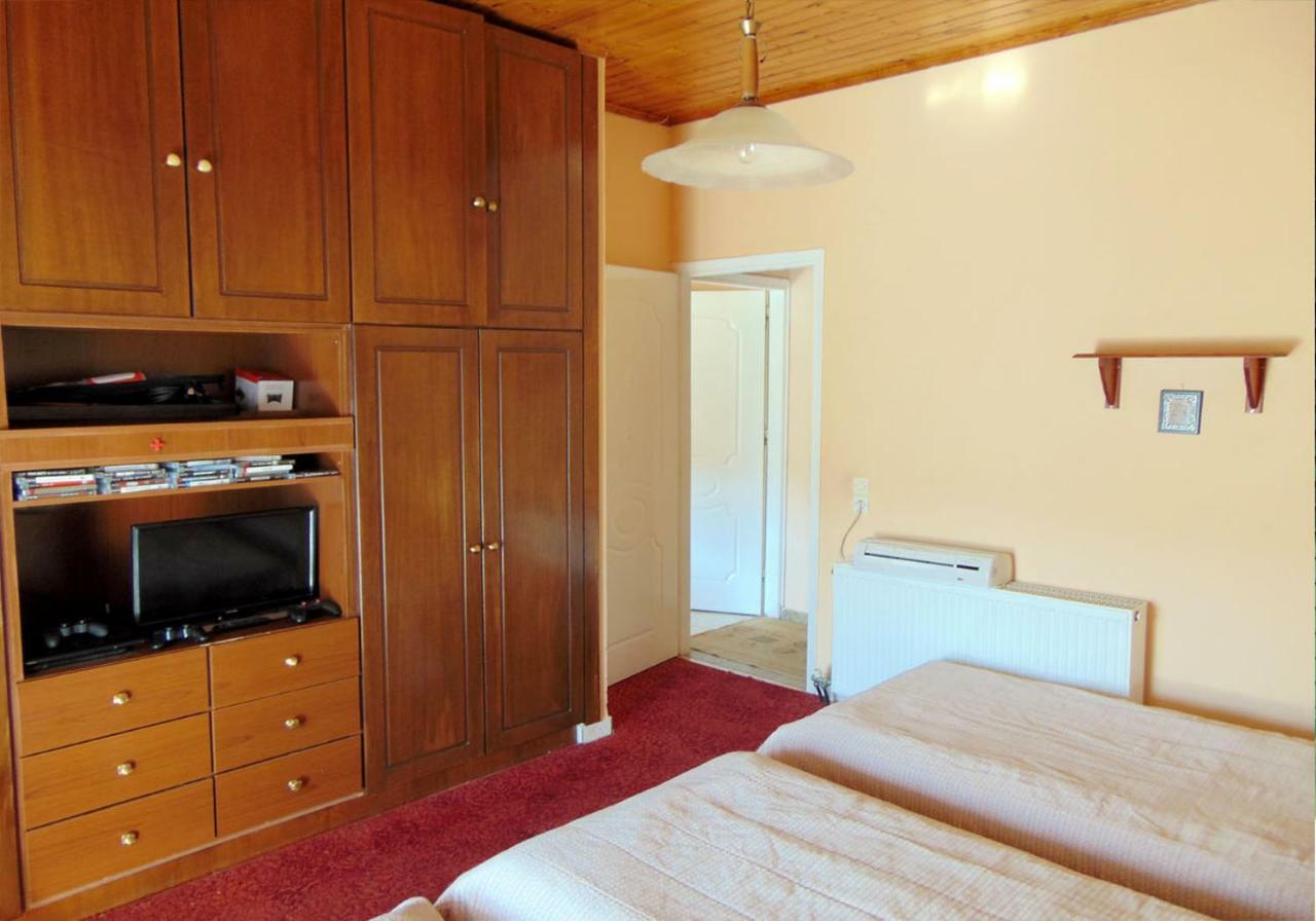 Paradise House Villa *