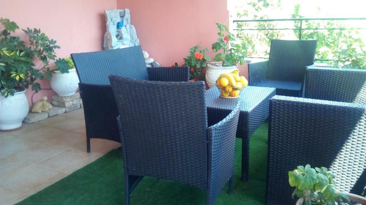 Paradise House * Liapades